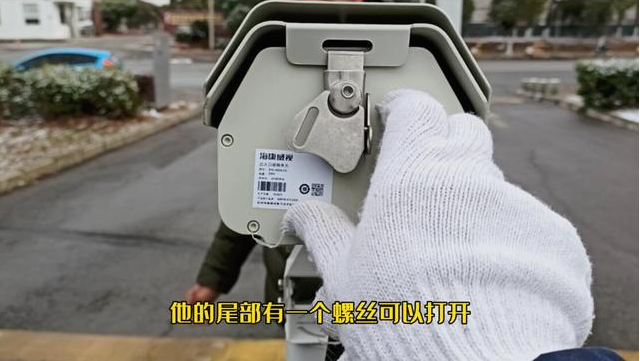 車牌識別攝像機和普通攝像機有哪些區(qū)別？